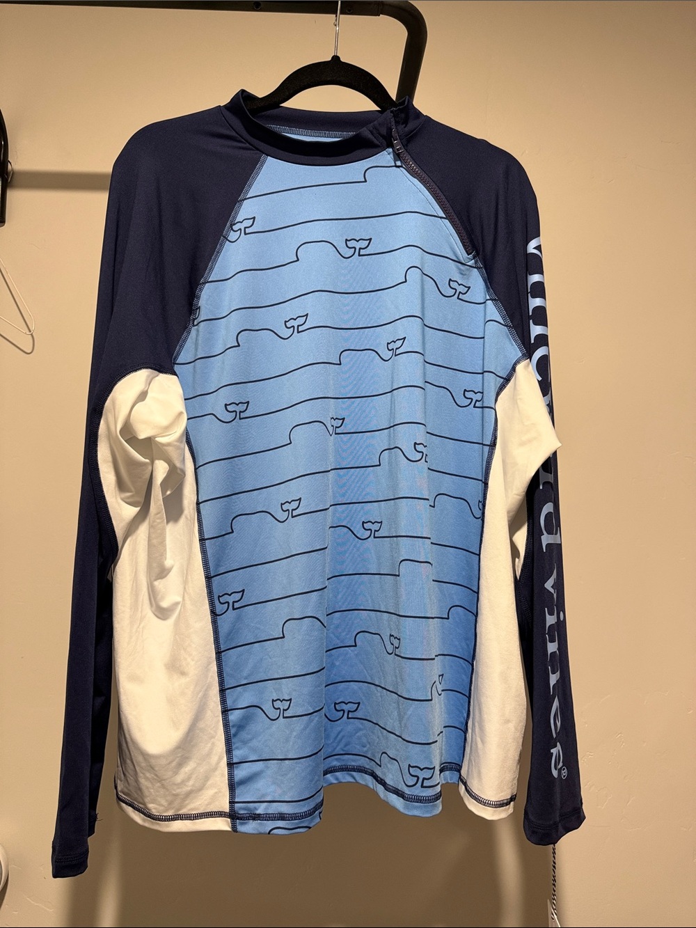 Vineyard Vines Navy, Light Blue & White Whale Stripe Rash Guard